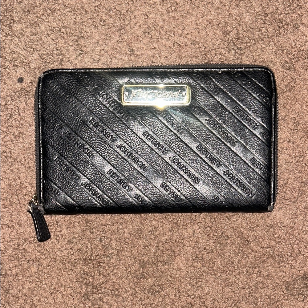 Betsey Johnson Embossed Black Wallet